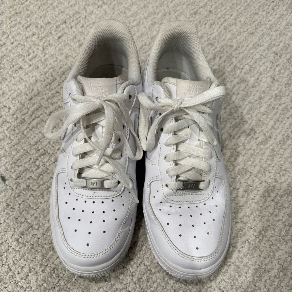 White NIKE Air Force Ones